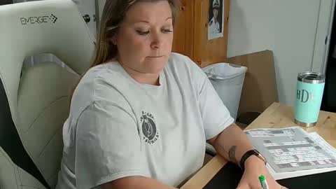 Snapshot of curiouscouple3143 chatting on 02.06.25 curious couple online show from 02.06.25