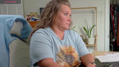 Snapshot of curiouscouple3143 chatting on 02.03.26 curious couple online show from 02.03.26