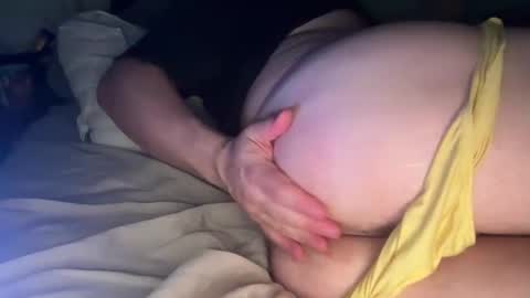 Snapshot of curiousguy8807 chatting on 04.15.26 curiousguy8807 online show from 04.15.26