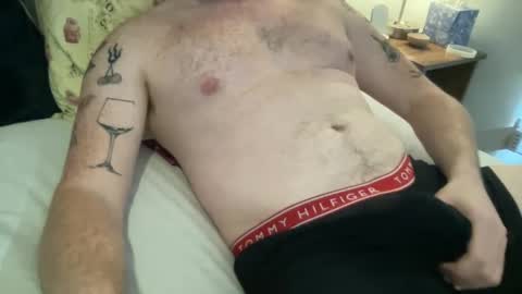 Snapshot of curiousmax18 chatting on 02.19.25 Maxx online show from 02.19.25