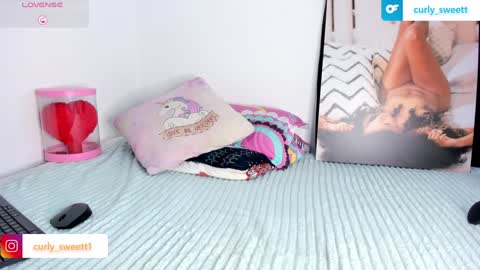 Curly  -  OF- CURLY SWEETT online show from 12.12.24