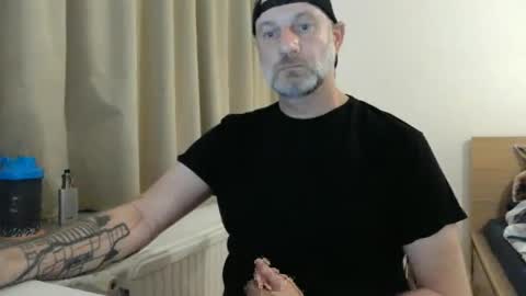 Snapshot of curman85 chatting on 12.03.24 Curman85 online show from 12.03.24