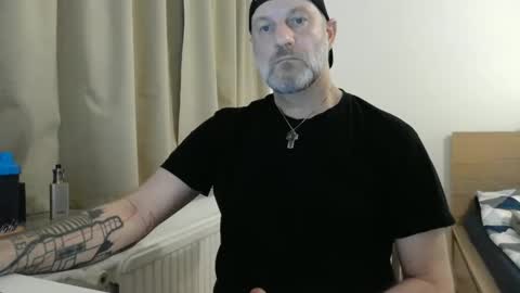 Snapshot of curman85 chatting on 12.11.24 Curman85 online show from 12.11.24