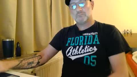 Snapshot of curman85 chatting on 02.13.26 Curman85 online show from 02.13.26