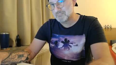 Snapshot of curman85 chatting on 02.16.26 Curman85 online show from 02.16.26