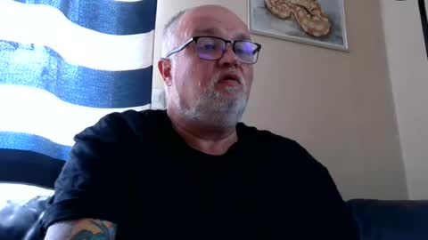 Snapshot of curtus14 chatting on 07.12.26 curtus14 online show from 07.12.26