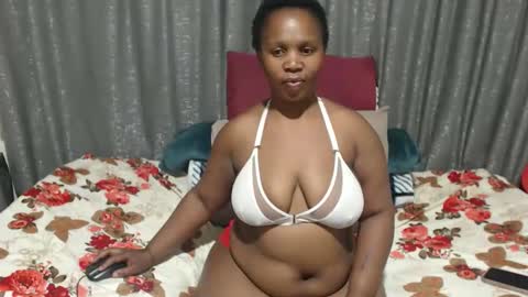 Snapshot of curveass93 chatting on 06.06.26 curveass93 online show from 06.06.26