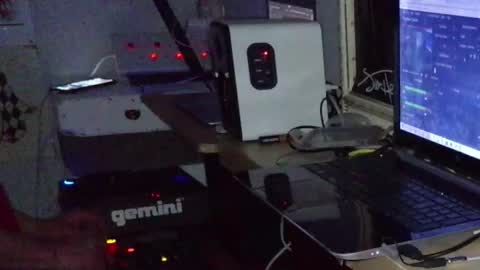 curvelover1977 online show from 01.31.26