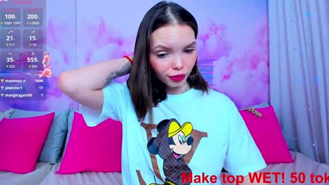 Snapshot of curvy_dynamite chatting on 01.25.25 Sammy online show from 01.25.25