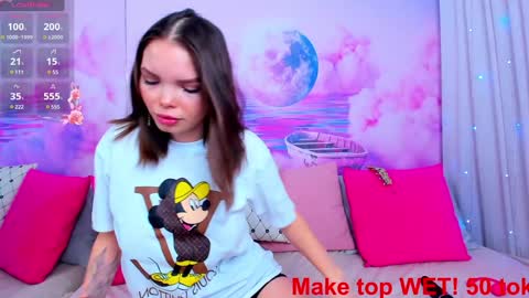 Snapshot of curvy_dynamite chatting on 01.27.25 Sammy online show from 01.27.25