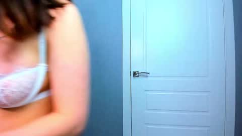 Snapshot of curvy_dynamite chatting on 02.27.25 Sammy online show from 02.27.25
