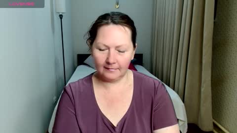 Snapshot of curvy_girlz chatting on 09.08.25 curvy_girlz online show from 09.08.25