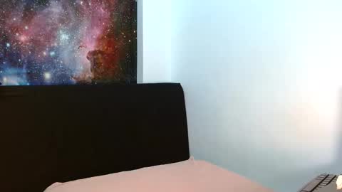 C H E R R Y  online show from 10.08.25