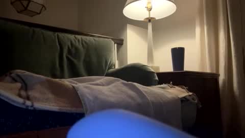 Snapshot of curvyd454066 chatting on 02.19.26 curvyd454066 online show from 02.19.26
