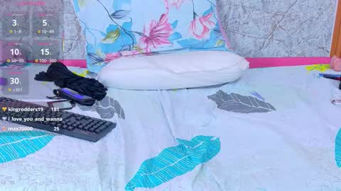 Snapshot of curvyhomebebe chatting on 02.03.26 curvyhomebebe online show from 02.03.26