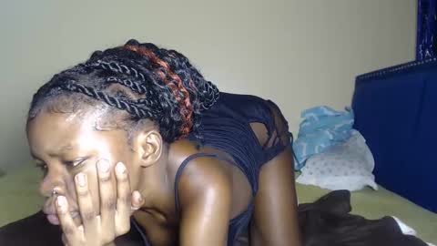 curvyjoan online show from 11.12.25