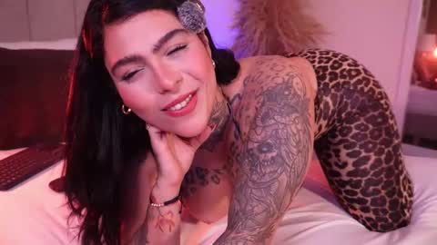 Snapshot of curvyliciouss chatting on 01.16.26 Samantha online show from 01.16.26