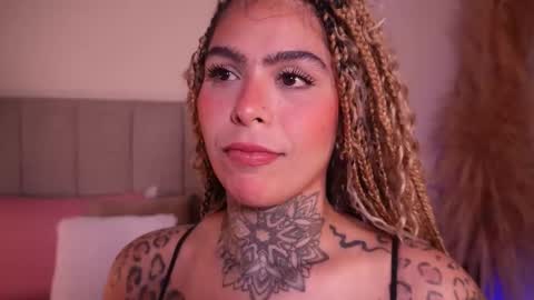 Snapshot of curvyliciouss chatting on 02.01.26 Samantha online show from 02.01.26