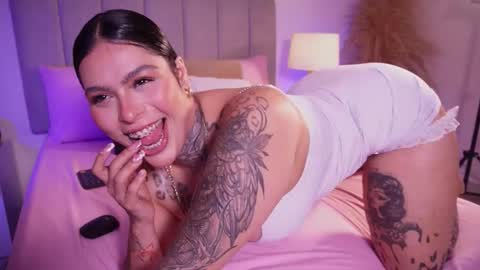 Snapshot of curvyliciouss chatting on 02.24.26 Samantha online show from 02.24.26