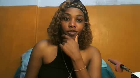 curvylyin online show from 06.05.26