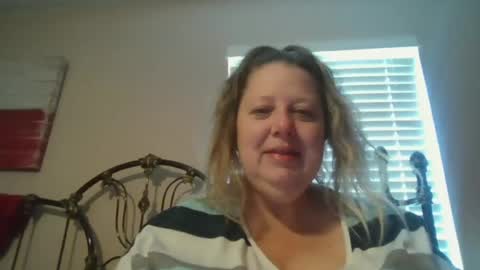 Snapshot of curvynurse69 chatting on 06.21.26 curvynurse69 online show from 06.21.26