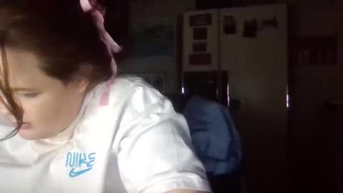 dahlia -kim online show from 12.31.24