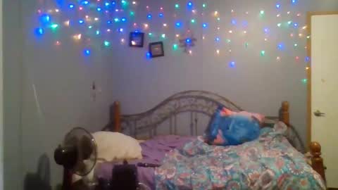 dahlia -kim online show from 01.13.25