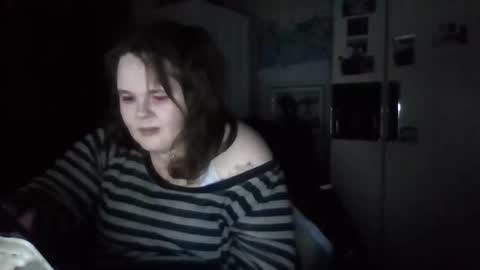 dahlia -kim online show from 02.06.25