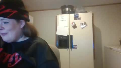 dahlia -kim online show from 10.24.25