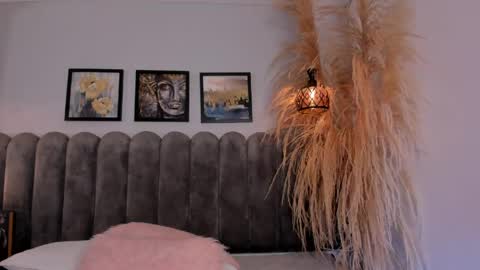 Amber  online show from 04.16.26