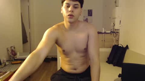 Snapshot of cute_boy859 chatting on 01.31.26 Tomas online show from 01.31.26