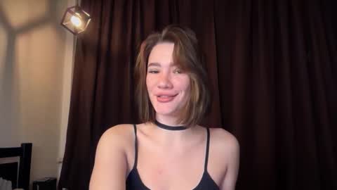 Snapshot of cute_bubbles chatting on 10.26.25 cute_bubbles online show from 10.26.25