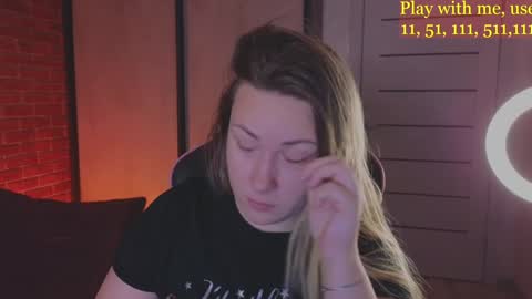 Everyday stream in the same time online show from 01.13.25