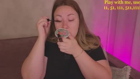 Everyday stream in the same time online show from 09.22.25