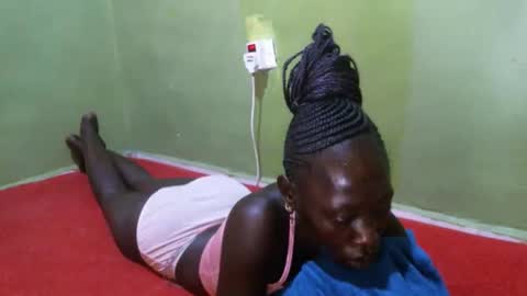 cute_doria online show from 10.13.25