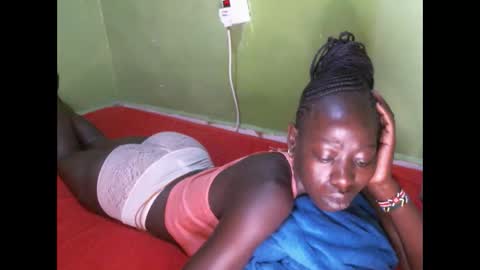 cute_doria online show from 10.15.25