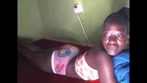 cute_doria online show from 10.27.25