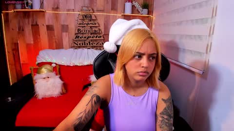 Snapshot of cute_elii chatting on 12.05.24    Independent Model online show from 12.05.24