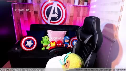 Snapshot of cute_elii chatting on 01.27.25    Independent Model online show from 01.27.25