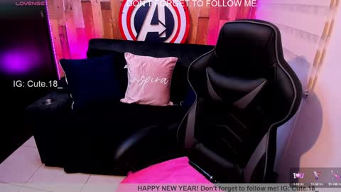 Snapshot of cute_elii chatting on 02.06.25    Independent Model online show from 02.06.25