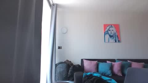 Cute friends online show from 11.15.25