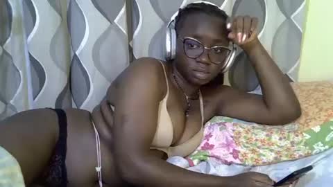 Snapshot of cute_gee chatting on 05.20.26 daddysdoll online show from 05.20.26