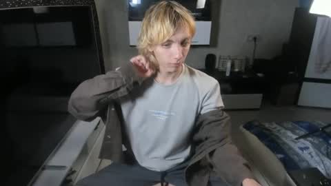 Snapshot of cute_grecha chatting on 06.26.26 Grisha online show from 06.26.26