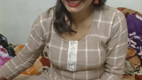 Snapshot of cute_kashmira99 chatting on 11.30.25 kashmira online show from 11.30.25