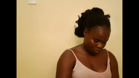 cute_latifah online show from 01.18.26