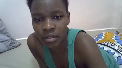 cute_marion online show from 02.14.25