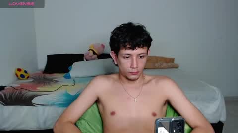 Snapshot of cute_mathew1 chatting on 03.06.25 mathew online show from 03.06.25