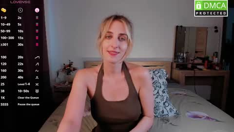 Snapshot of cute_milana chatting on 07.21.26 Milana online show from 07.21.26