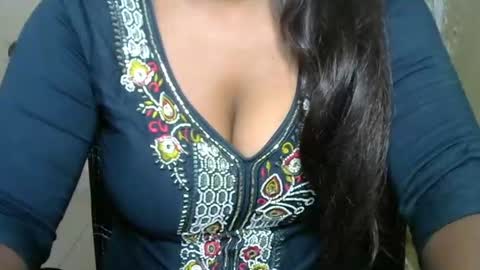 Snapshot of cute_payalji chatting on 04.26.26 alia online show from 04.26.26