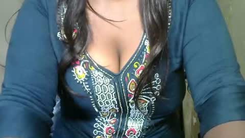 Snapshot of cute_payalji chatting on 05.06.26 alia online show from 05.06.26